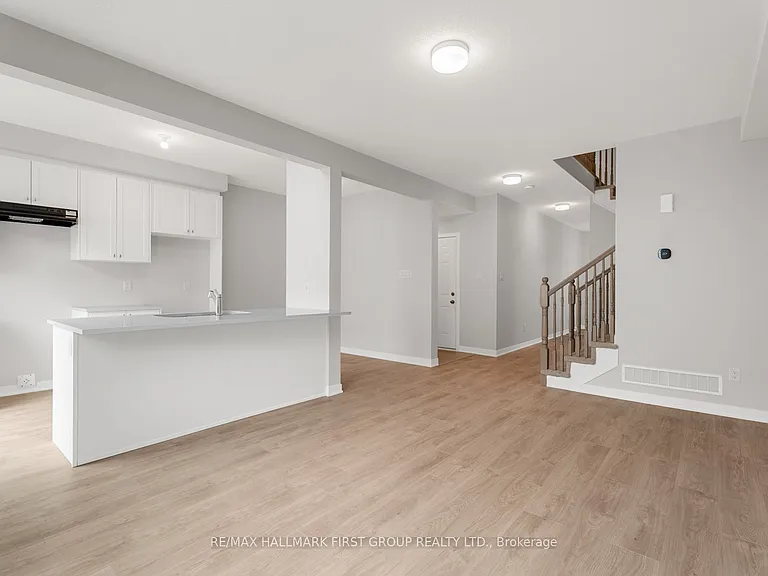 519 Brigatine Ave — Photo 11