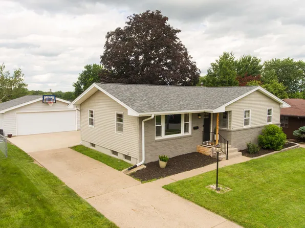 2712 Richmond Ave, Des Moines, IA 50317