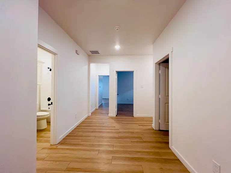 5813 Urbana Pl — Photo 14