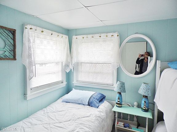 BEDROOM 2 OTHER SIDE (1)