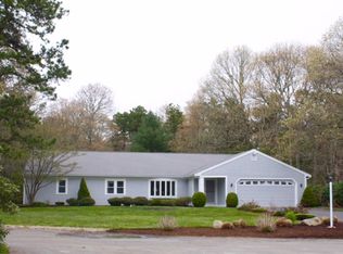 46 Heather Ln, Centerville, MA 02632
