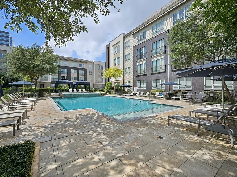 Everra Midtown Park — Photo 13