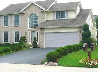 6531 Williamsburg Way, Racine, WI 53406