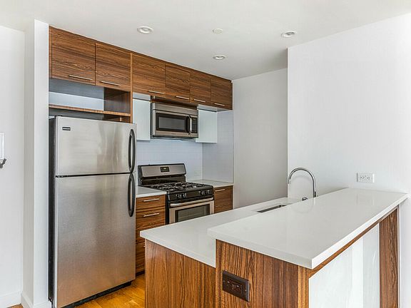 2nd image of 267 6th St APT 8B