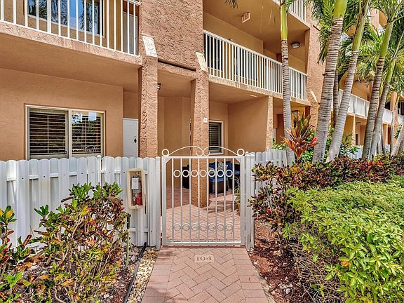 3rd image of 7715 Yardley Drive #104