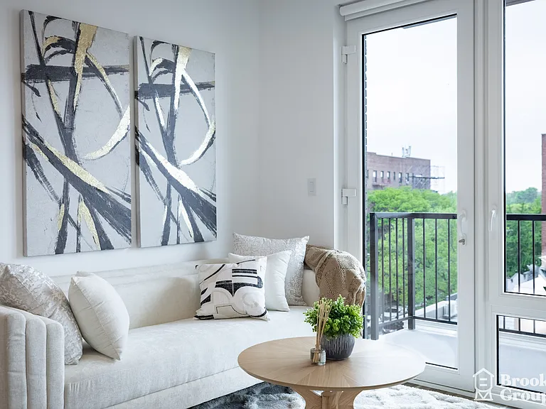 3009 Avenue I #5I — Photo 3