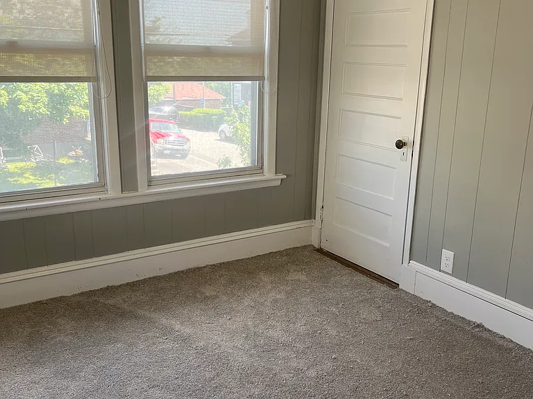 161 Garland St #2 — Photo 8