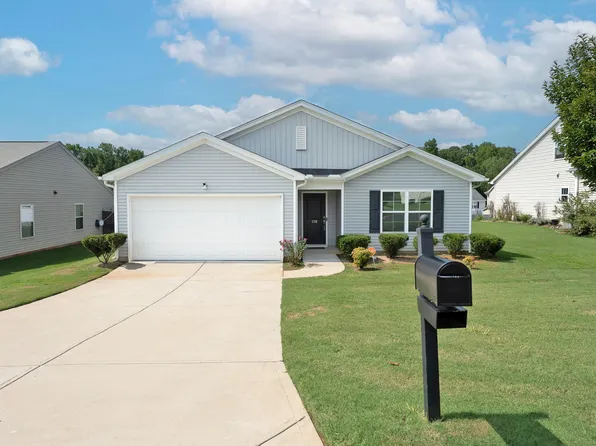 158 Spirit Dr, Roebuck, SC 29376