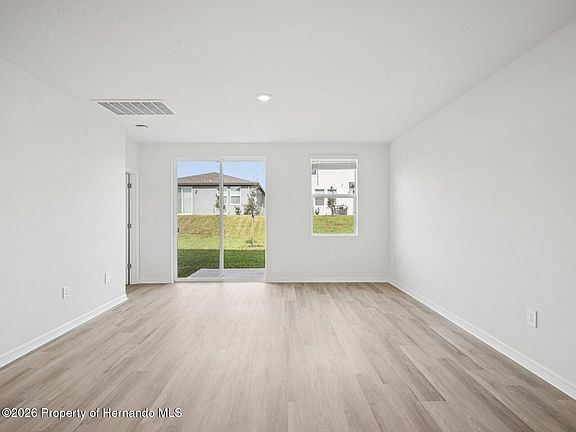 5th image of 3707 Moscato Dr