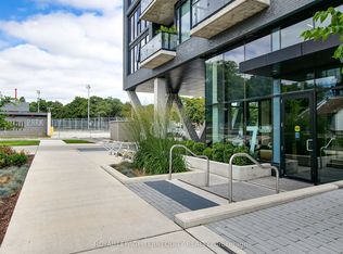 7 Smith Cres #526, Toronto, ON M8Z 0G3