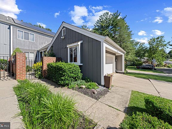 2nd image of 20668 Highland Hall Dr