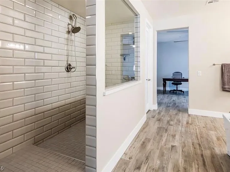 4631 Amazing View St — Photo 16