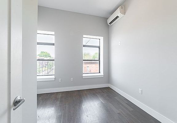 3rd image of 399 Nostrand Ave #3A