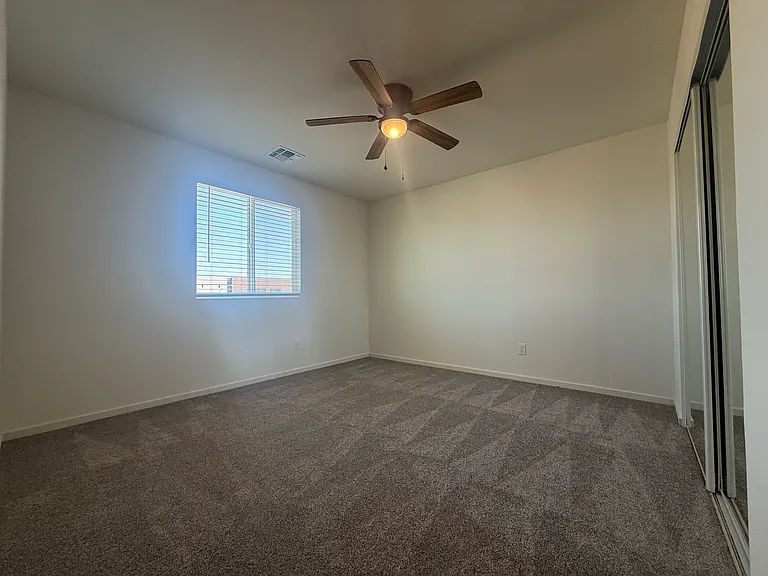 4037 S 12th St #205 — Photo 17