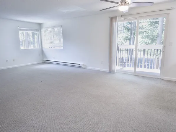 19425 76th Ave W APT B8, Lynnwood, WA 98036