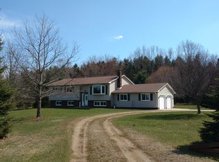 5550 Meadow Ln, Dryden, MI 48428