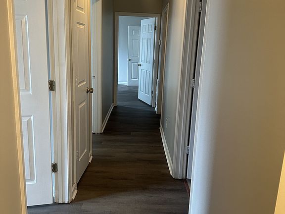 3rd image of 800 Moultrie Ct Unit A