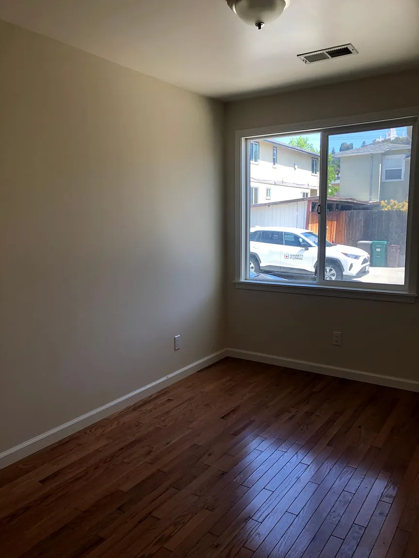 2917 Carmel St photo 1