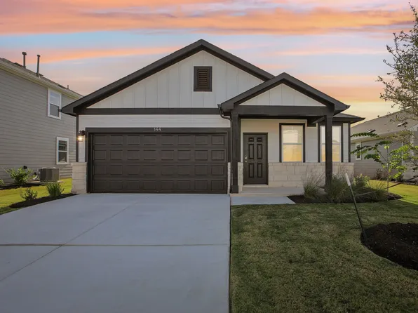 144 Hidalgo Ln, Elgin, TX 78621