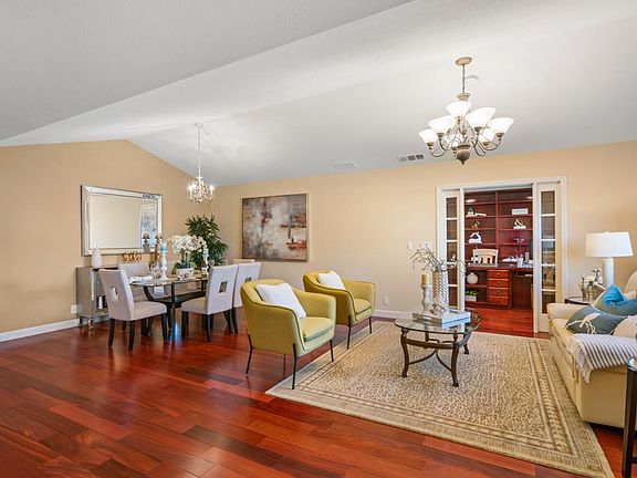5th image of 3172 McKinley Dr