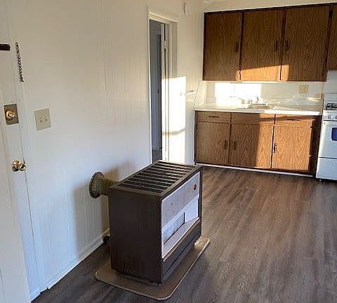 Kitchen-Dining Area