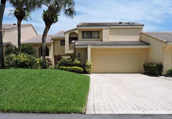 Home For Sale In Boca West