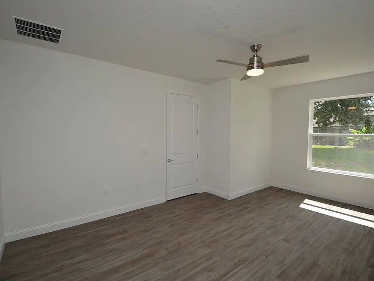 102 Brittany Ln — Photo 19