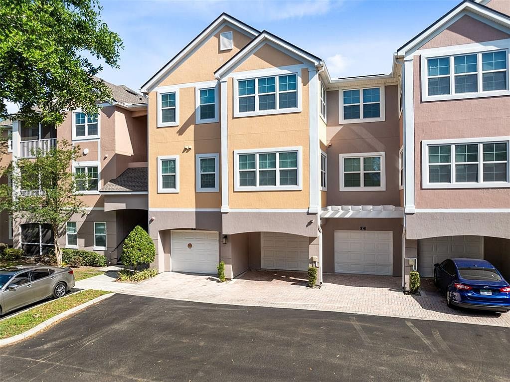6685 Queens Borough Ave APT 202, Orlando FL - Owner Finance Home