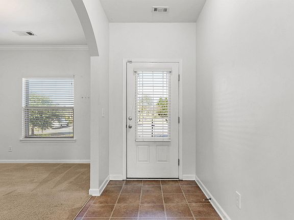 3rd image of 2056 Kensington Ct