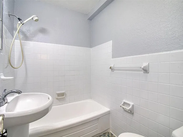 3315 58th Ave S #112 — Photo 13