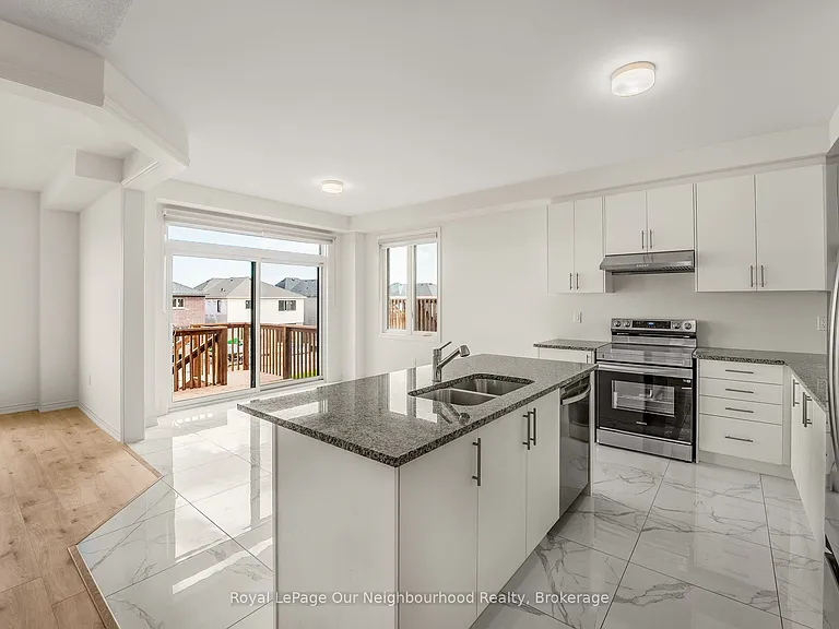 1066 Denton Dr — Photo 10