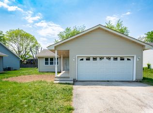 38342 N Manor Ave, Beach Park, IL 60087