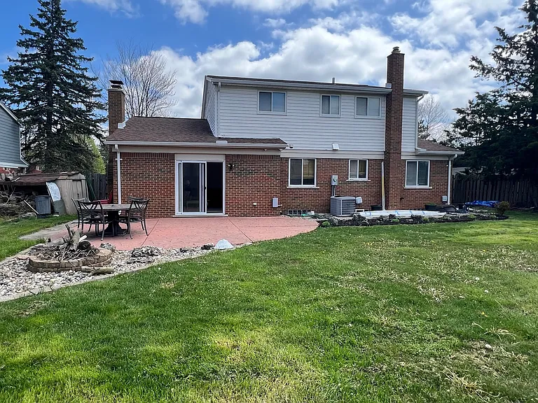 4033 Ramblewood Dr — Photo 45