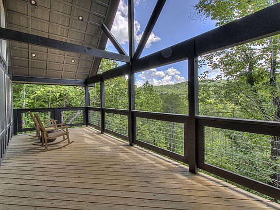 5th image of 1018 Mountain View Dr #180B