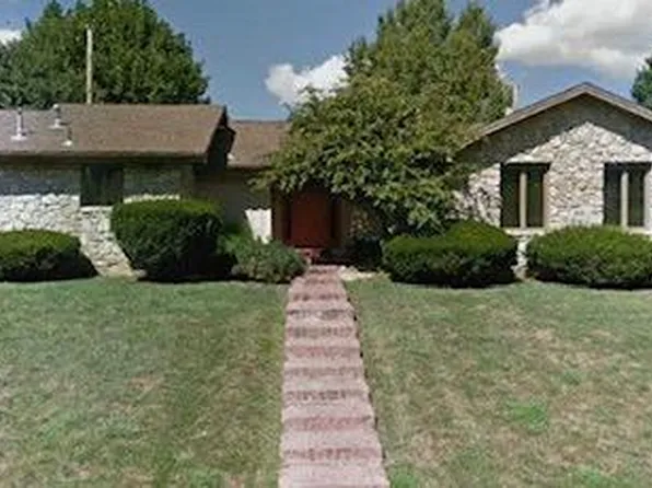 1242 S Sugar Hill Pl, Springfield, MO 65809