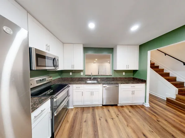20561 Summersong Ln, Germantown, MD 20874