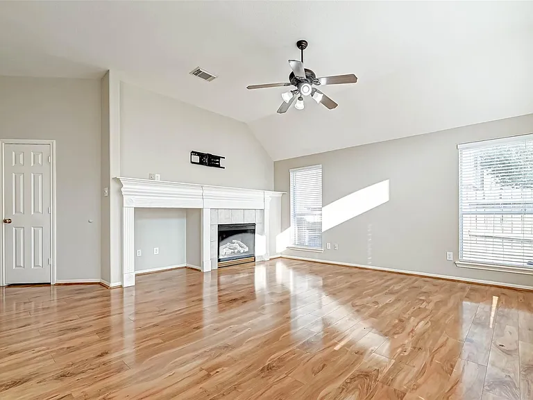 21923 Shady Heath Ln — Photo 34