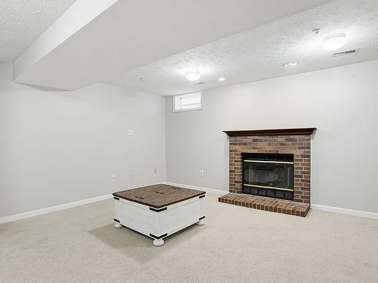 8000 Brightlight Pl — Photo 28