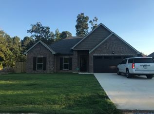 31 Regent Ln, Columbus, MS 39705