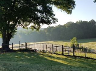 1108 Nation Rd, Hodges, SC 29653