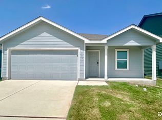 1051 Parton Rd, Canyon Lake, TX 78133