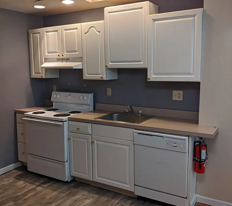 South Oakland renovated 2 bedroom