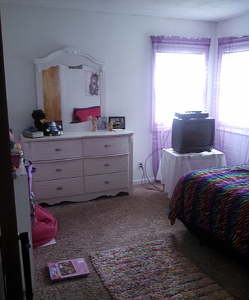 Main level spare bedroom