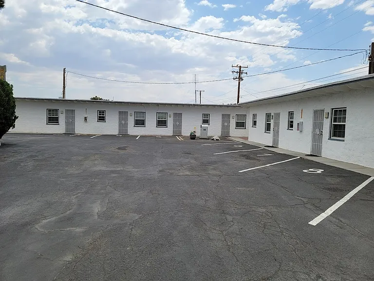 38818 Yermo Rd — Photo 8