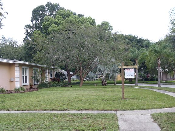 Huge Corner Lot!