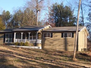 1617 Lynnwood Dr NE, Dalton, GA 30721
