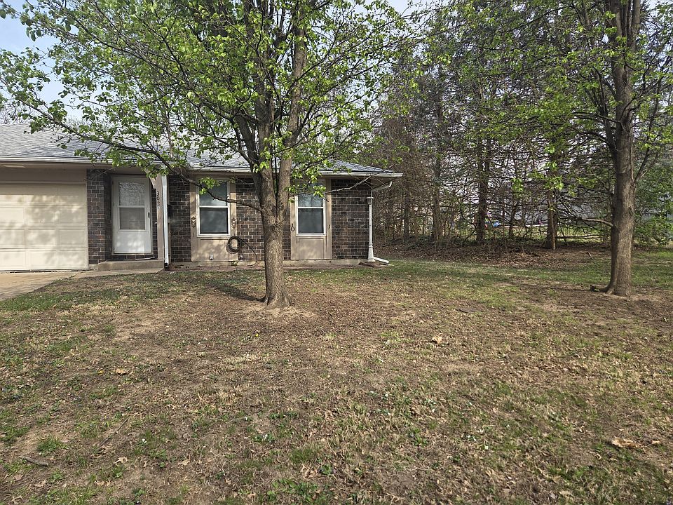 1st image of 302 NW 17th St APT A