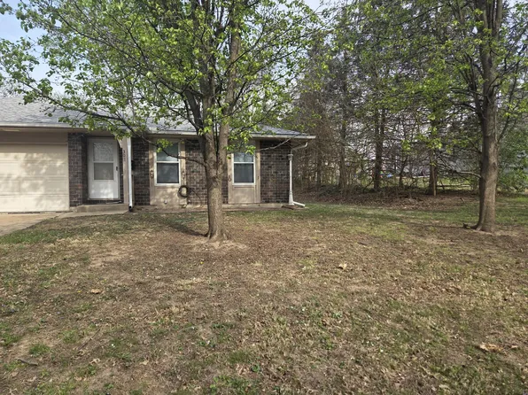 302 NW 17th St APT A, Blue Springs, MO 64015