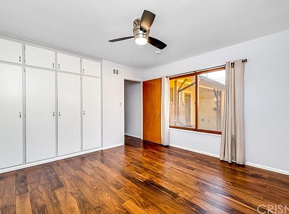 4th image of 1144 N California St