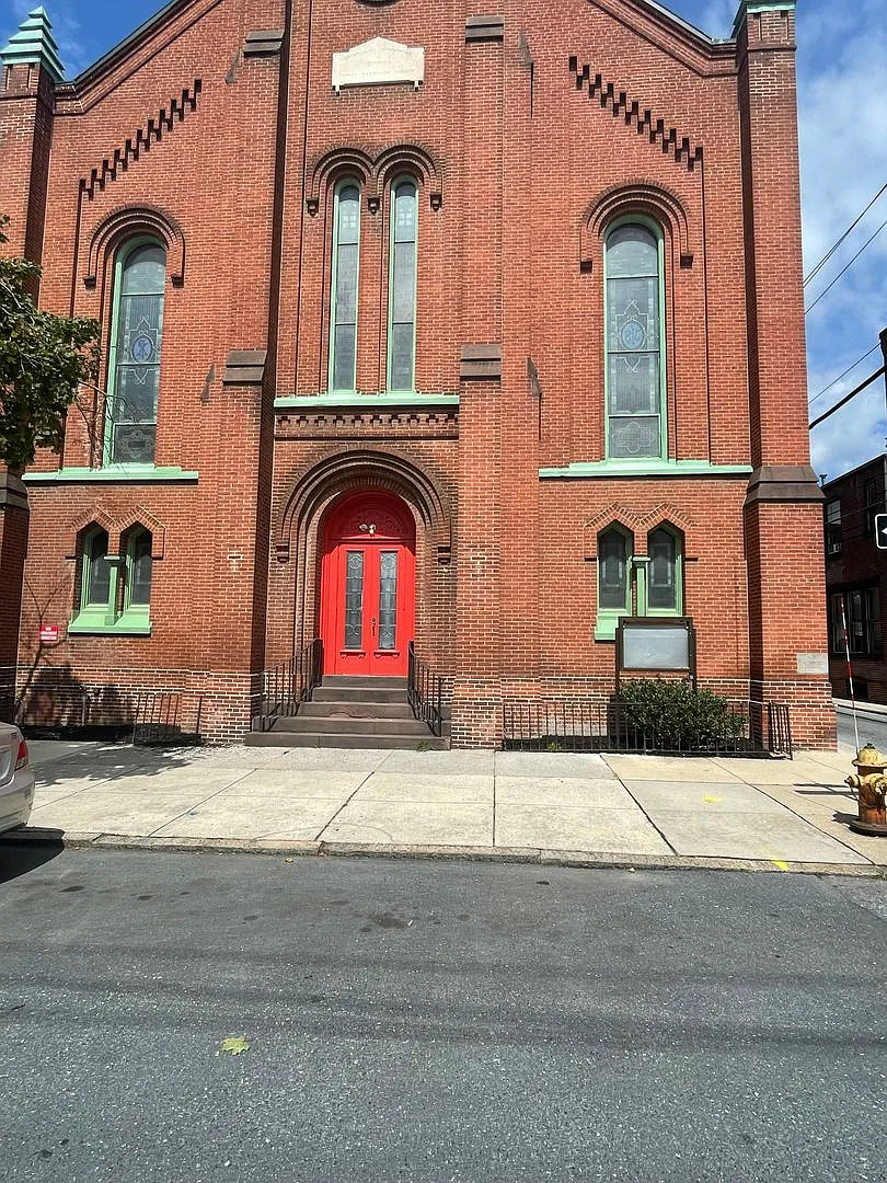 260 Boas St — Photo 1